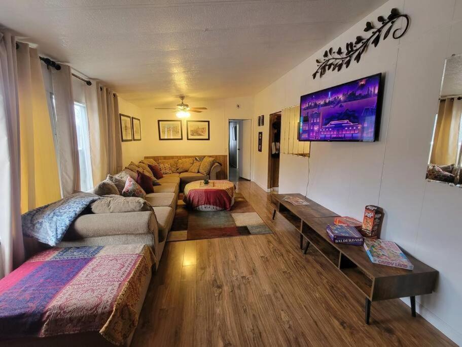 Campground At Sequoia Mountain Farms - Bring Your Own Tent Or Rv - No Bedrooms Or Beds Provided Miramonte Luaran gambar