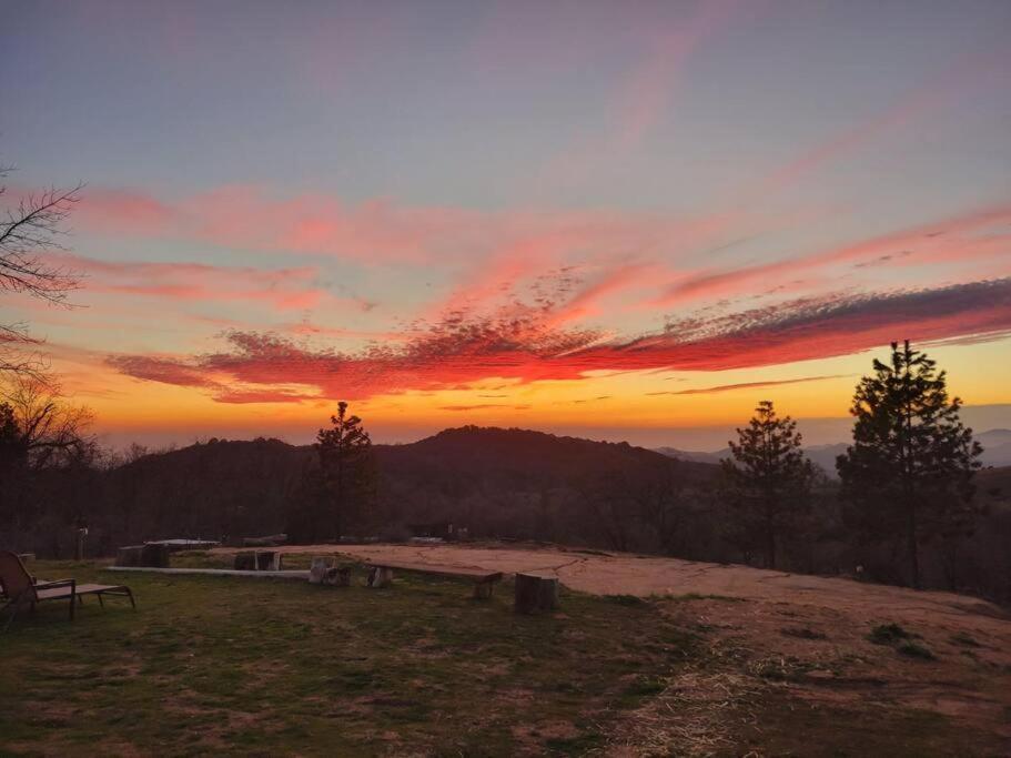 Campground At Sequoia Mountain Farms - Bring Your Own Tent Or Rv - No Bedrooms Or Beds Provided Miramonte Luaran gambar